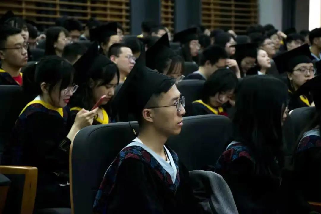 0c1a18e80516452d86392c7ad9ed5ec4.jpg 13.jpg
